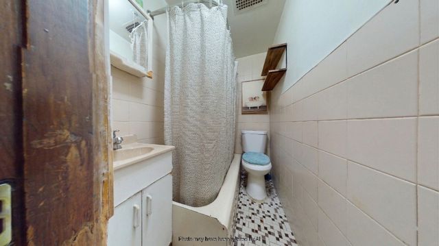 744 Driggs Avenue, New York City, NY 11211