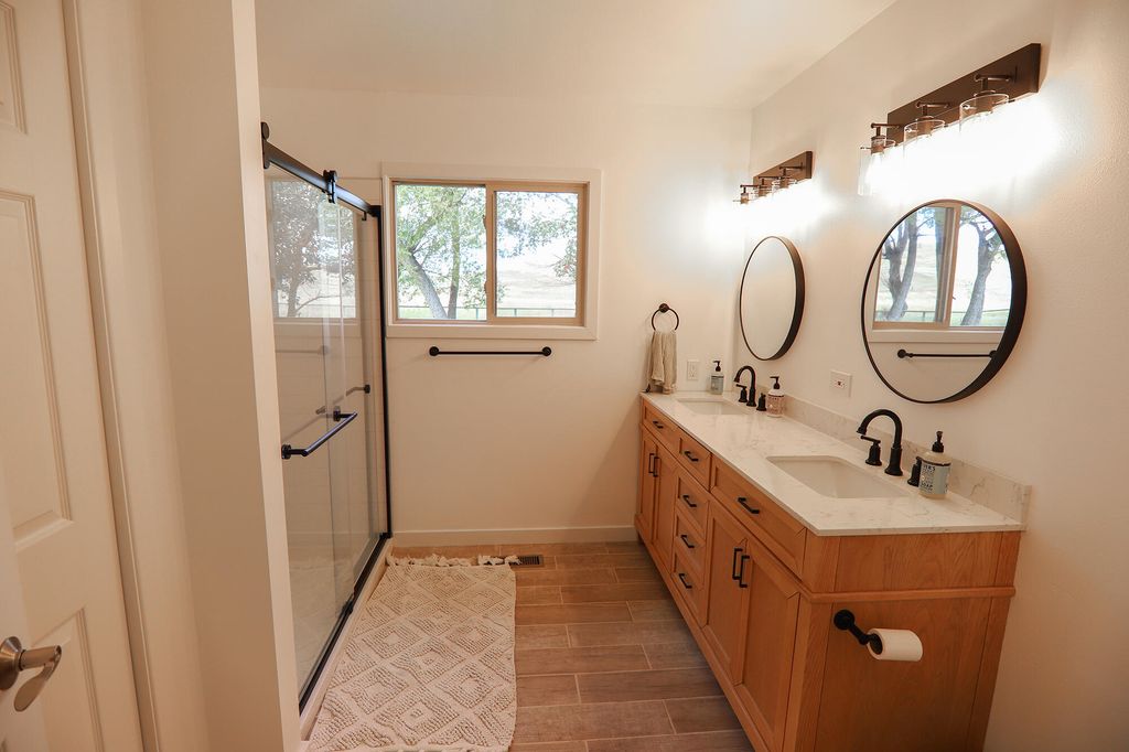 183/185 Road, Big Horn, WY 82833 photo 20