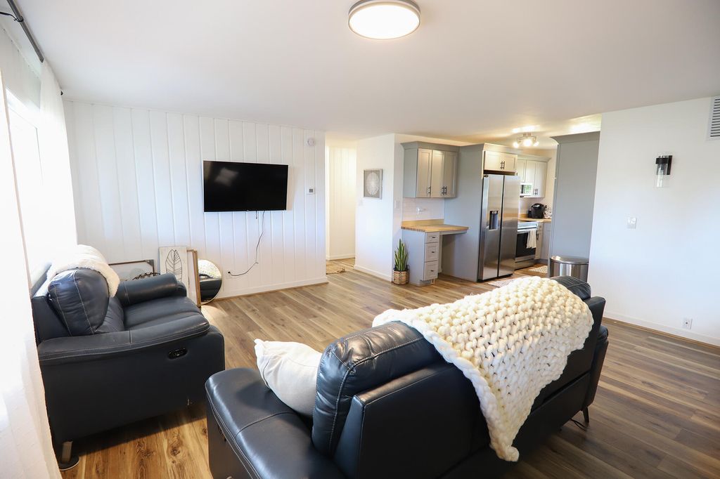 183/185 Road, Big Horn, WY 82833 photo 8