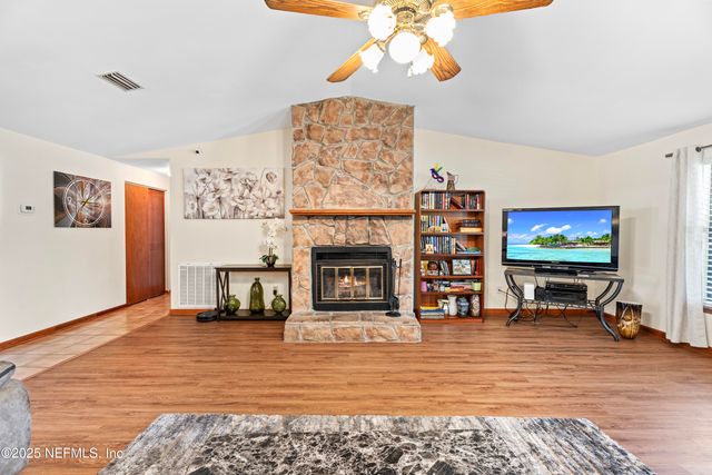 7912 WINTERWOOD Court, Jacksonville, FL 32210