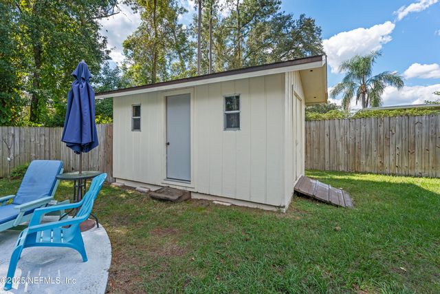 7912 WINTERWOOD Court, Jacksonville, FL 32210