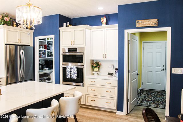 3331 E Daryls Way, Charlotte, MI 48813