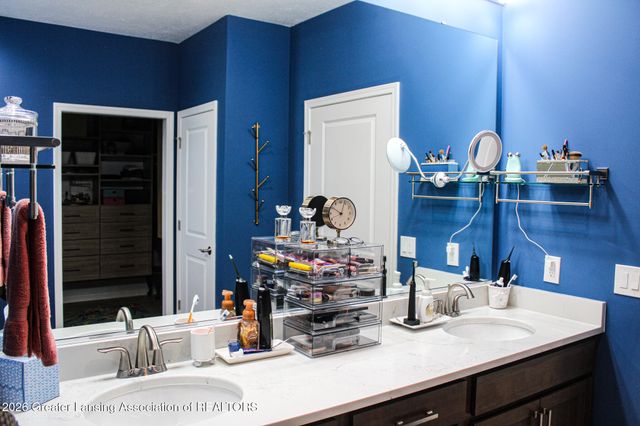 3331 E Daryls Way, Charlotte, MI 48813