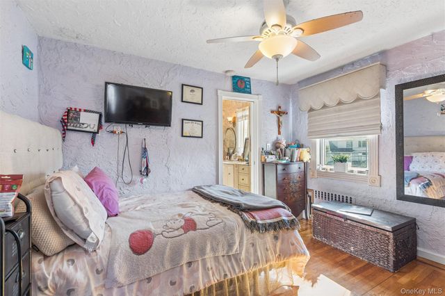 315 wynsum Avenue, Merrick, NY 11566
