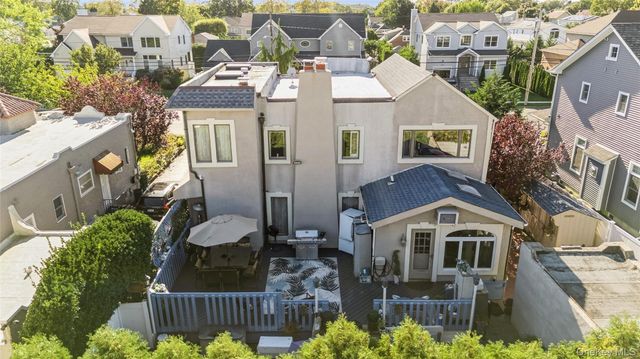 315 wynsum Avenue, Merrick, NY 11566