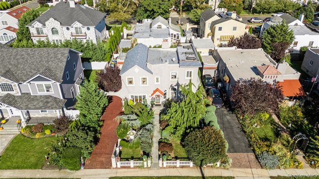 315 wynsum Avenue, Merrick, NY 11566