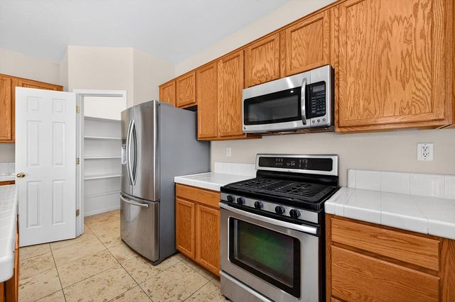 1619 7th St, Hughson, CA 95326