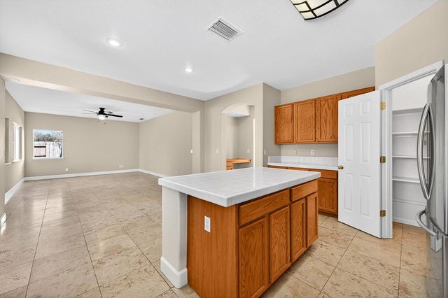 1619 7th St, Hughson, CA 95326