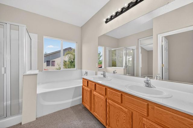 1619 7th St, Hughson, CA 95326