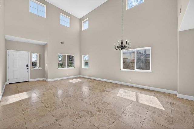 1619 7th St, Hughson, CA 95326