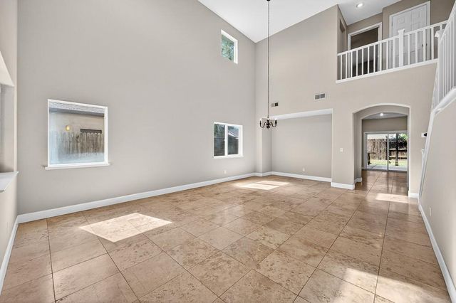 1619 7th St, Hughson, CA 95326