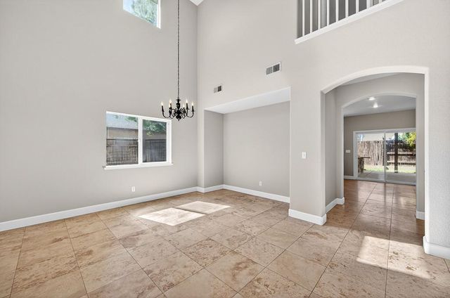 1619 7th St, Hughson, CA 95326