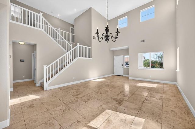 1619 7th St, Hughson, CA 95326