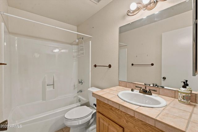 11223 S TALAVI Lane, Phoenix, AZ 85044