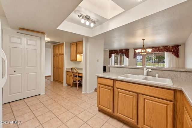 11223 S TALAVI Lane, Phoenix, AZ 85044
