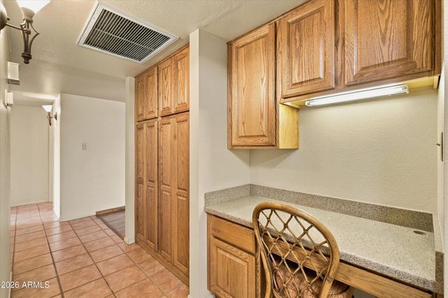 11223 S TALAVI Lane, Phoenix, AZ 85044