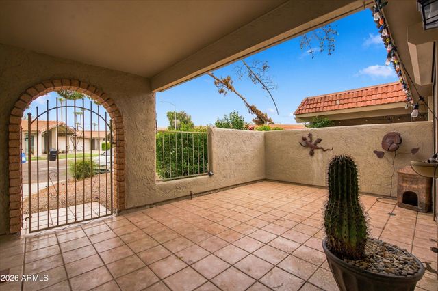 11223 S TALAVI Lane, Phoenix, AZ 85044