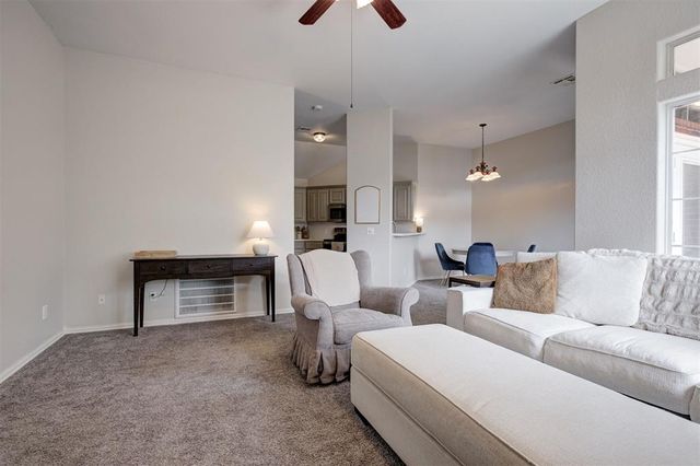 6121 SE 6th Street, Midwest City, OK 73110