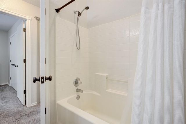 6121 SE 6th Street, Midwest City, OK 73110