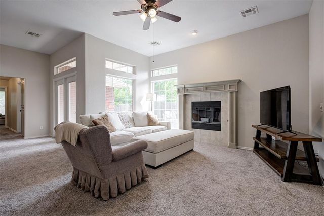 6121 SE 6th Street, Midwest City, OK 73110