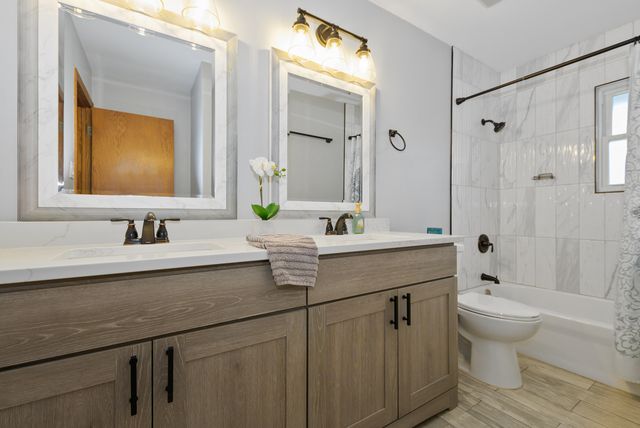 12853 S Cedar Lane, Palos Heights, IL 60463