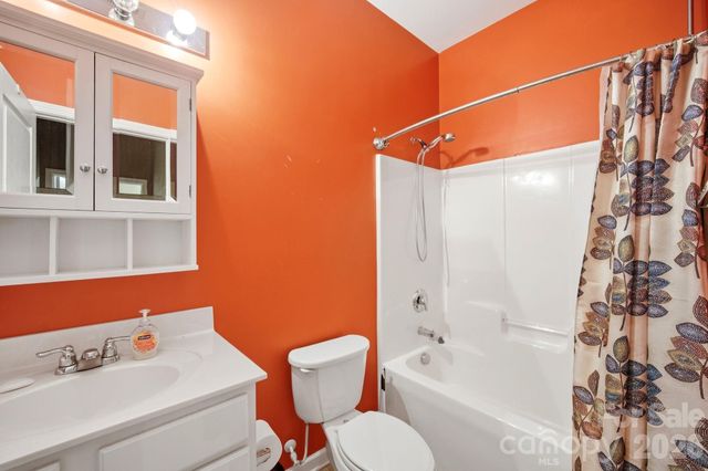 3009 Grande Heights Drive, Charlotte, NC 28269