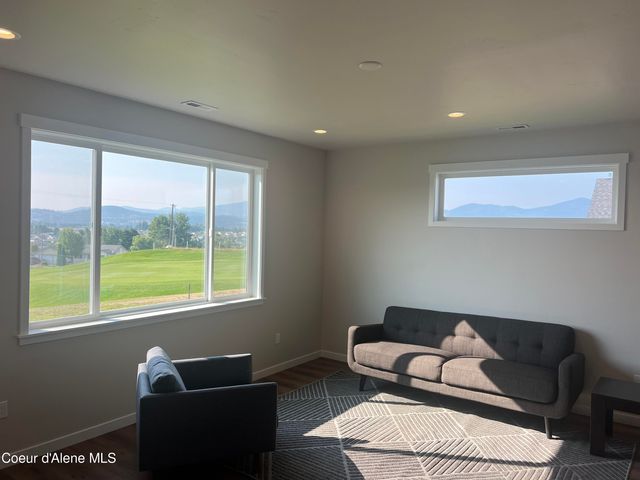 3397 N BLAZE LOOP, Post Falls, ID 83854
