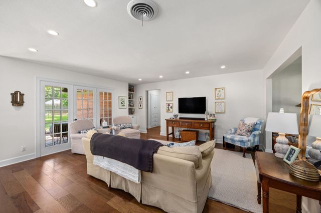 603 Alcorn Street, Sugar Land, TX 77478