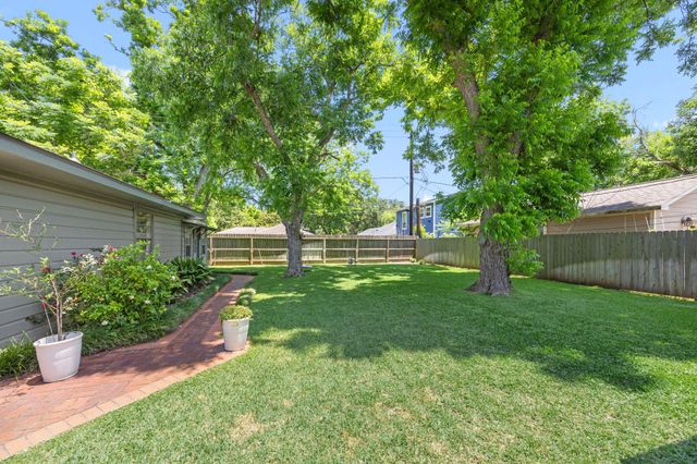 603 Alcorn Street, Sugar Land, TX 77478