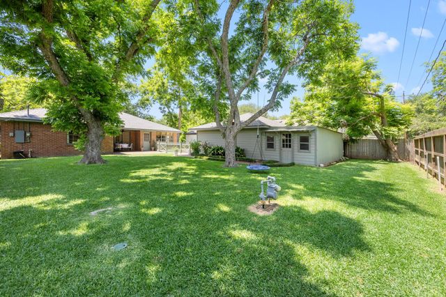 603 Alcorn Street, Sugar Land, TX 77478