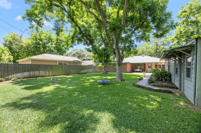 603 Alcorn Street, Sugar Land, TX 77478