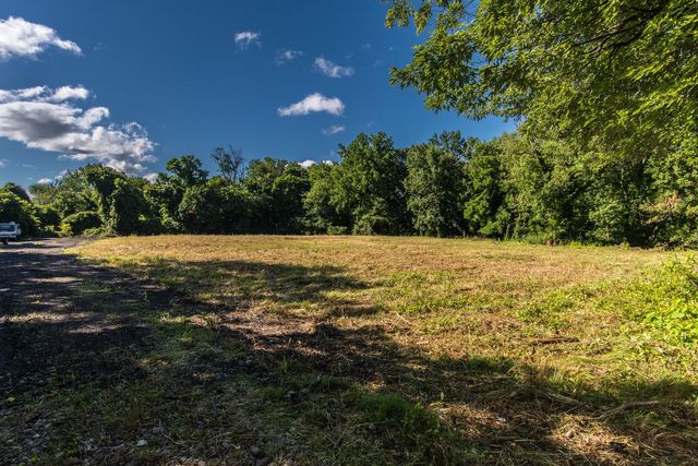169 STATE RD, Bensalem, PA 19020