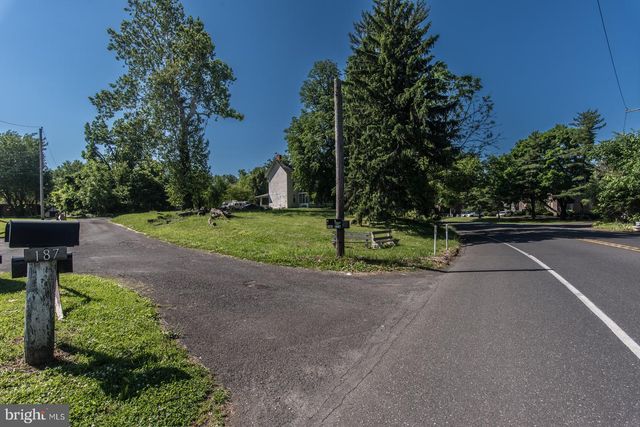 169 STATE RD, Bensalem, PA 19020