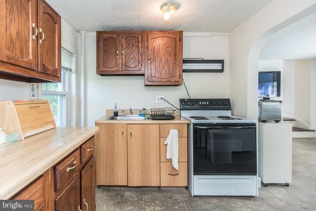 169 STATE RD, Bensalem, PA 19020