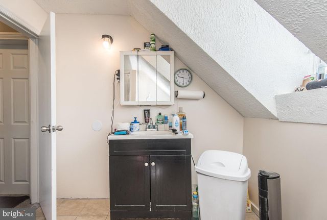 169 STATE RD, Bensalem, PA 19020