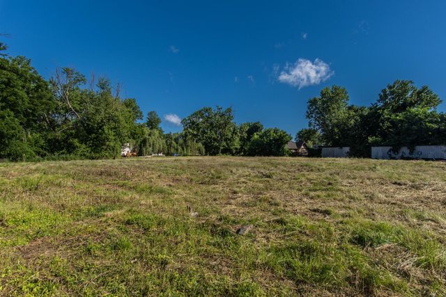 169 STATE RD, Bensalem, PA 19020