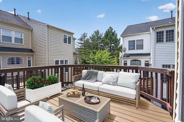 4519 FAIR VALLEY DR, Fairfax, VA 22033