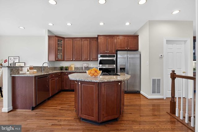 4519 FAIR VALLEY DR, Fairfax, VA 22033