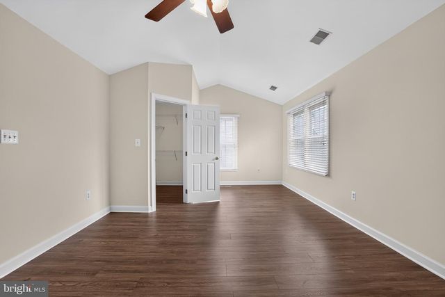 4519 FAIR VALLEY DR, Fairfax, VA 22033