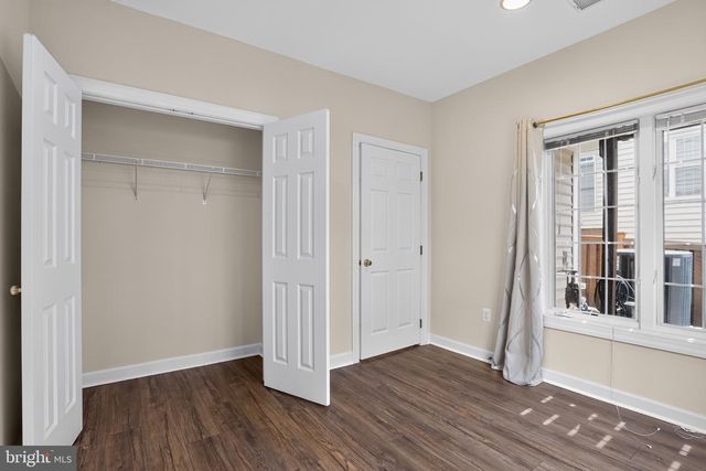 4519 FAIR VALLEY DR, Fairfax, VA 22033
