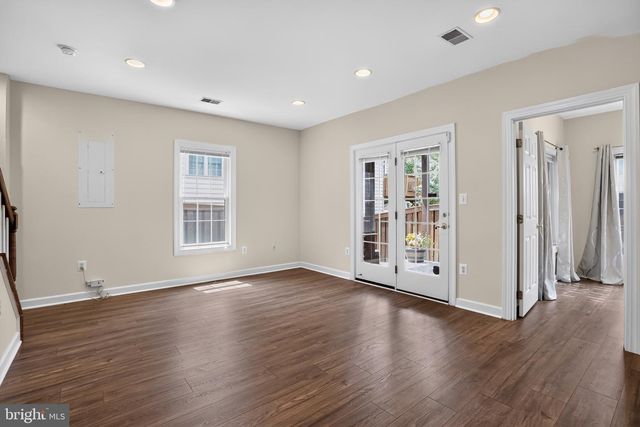 4519 FAIR VALLEY DR, Fairfax, VA 22033