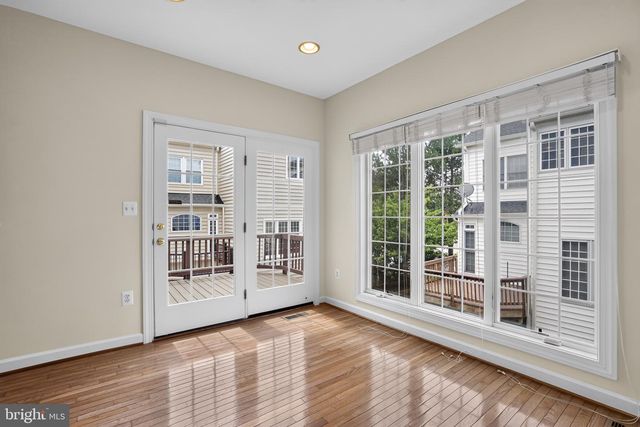 4519 FAIR VALLEY DR, Fairfax, VA 22033