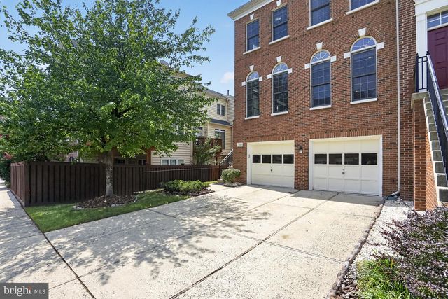 4519 FAIR VALLEY DR, Fairfax, VA 22033