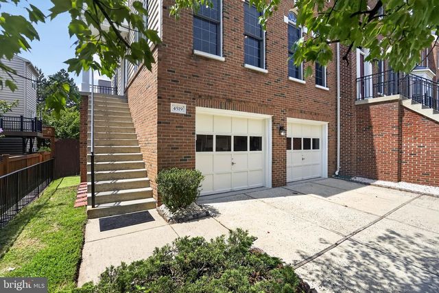4519 FAIR VALLEY DR, Fairfax, VA 22033