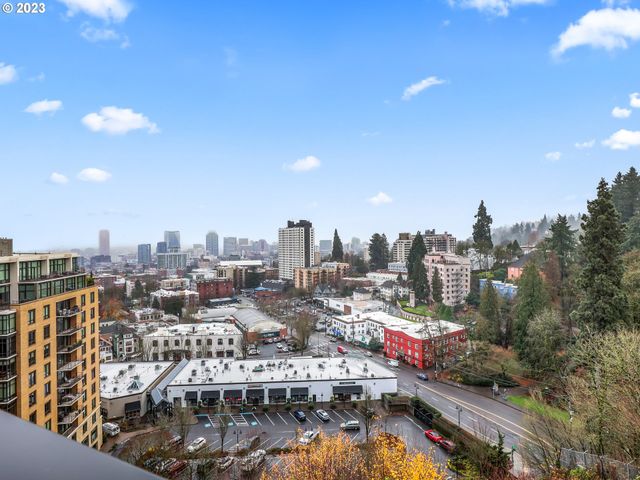 222 Nw UPTOWN Ter, Portland, OR 97210