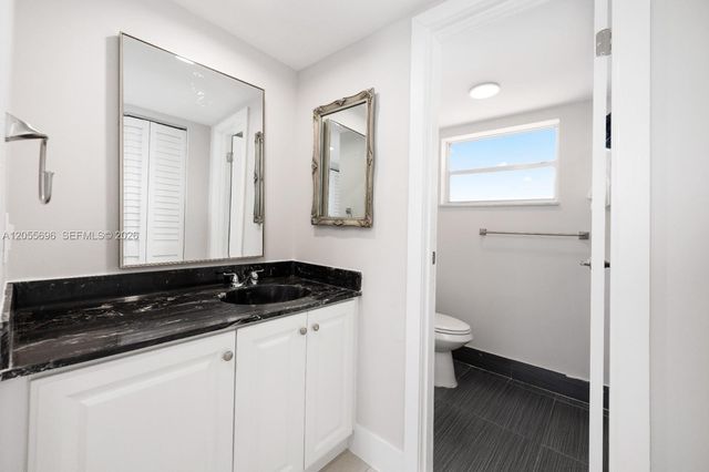 14165 SW 87th St D-505, Miami, FL 33183