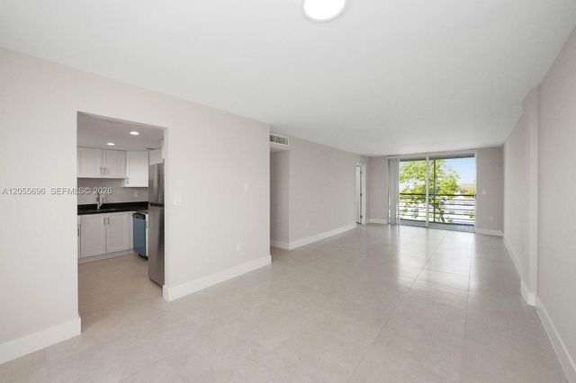 14165 SW 87th St D-505, Miami, FL 33183