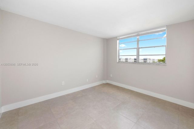 14165 SW 87th St D-505, Miami, FL 33183
