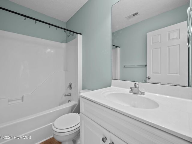 116 Hickory Shores Drive, Newport, NC 28570