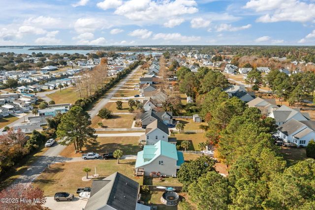 116 Hickory Shores Drive, Newport, NC 28570